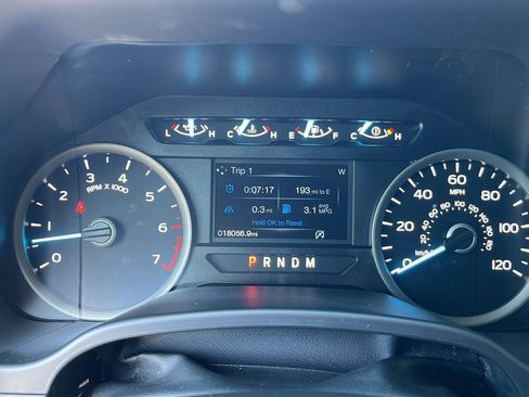 Used 2019 Ford F150 XLT w/ Equipment Group 302A Luxury AWD/4WD image 12