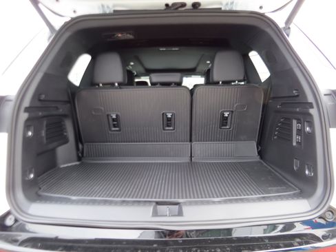 New 2026 Buick Enclave Sport Touring w/ Power Package image 13