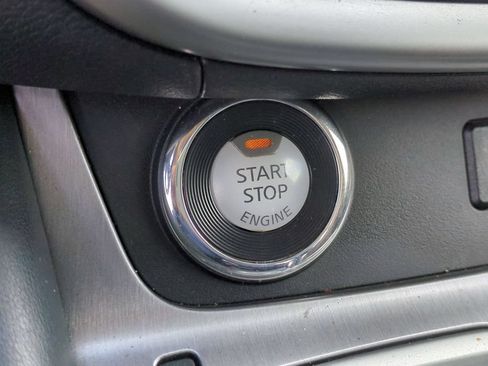 Used 2019 Nissan Murano SV AWD/4WD image 22