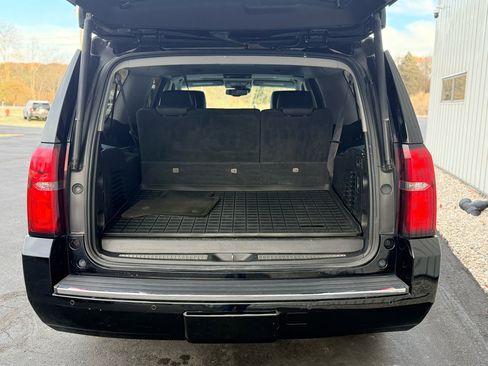 Used 2015 Chevrolet Suburban LTZ image 7