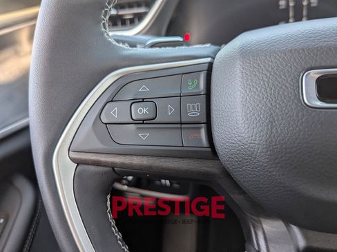 New 2025 Jeep Grand Cherokee L Limited w/ Luxury Tech Group II image 14