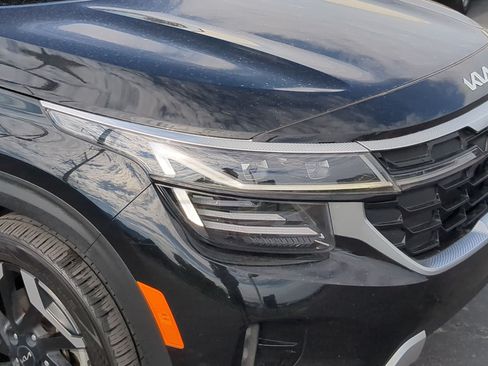 Certified 2024 Kia Seltos SX w/ SX Sunroof Package AWD/4WD image 10