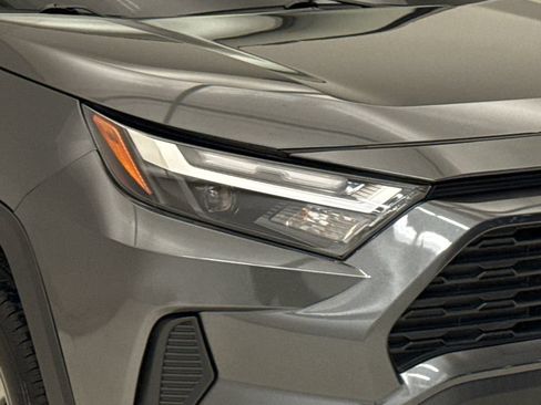 Used 2024 Toyota RAV4 XLE FWD image 5