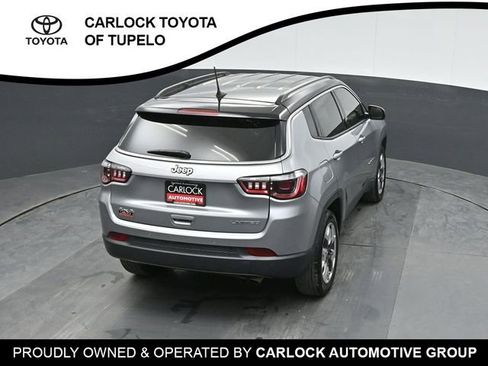 Used 2021 Jeep Compass Limited image 29