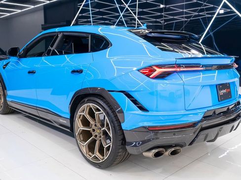 Used 2024 Lamborghini Urus Performante AWD/4WD image 19