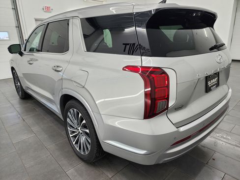 Used 2024 Hyundai Palisade Calligraphy image 6