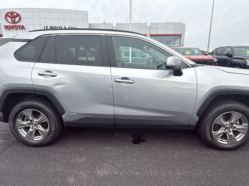 Certified 2025 Toyota RAV4 XLE AWD/4WD image 8