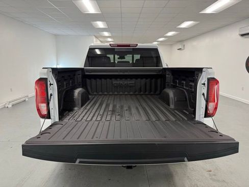 New 2026 GMC Sierra 1500 Elevation w/ Elevation Premium Package AWD/4WD image 8