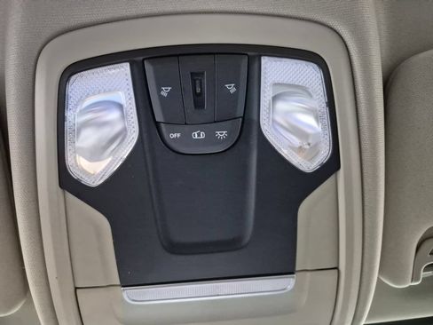 Used 2019 RAM 2500 Big Horn AWD/4WD image 23