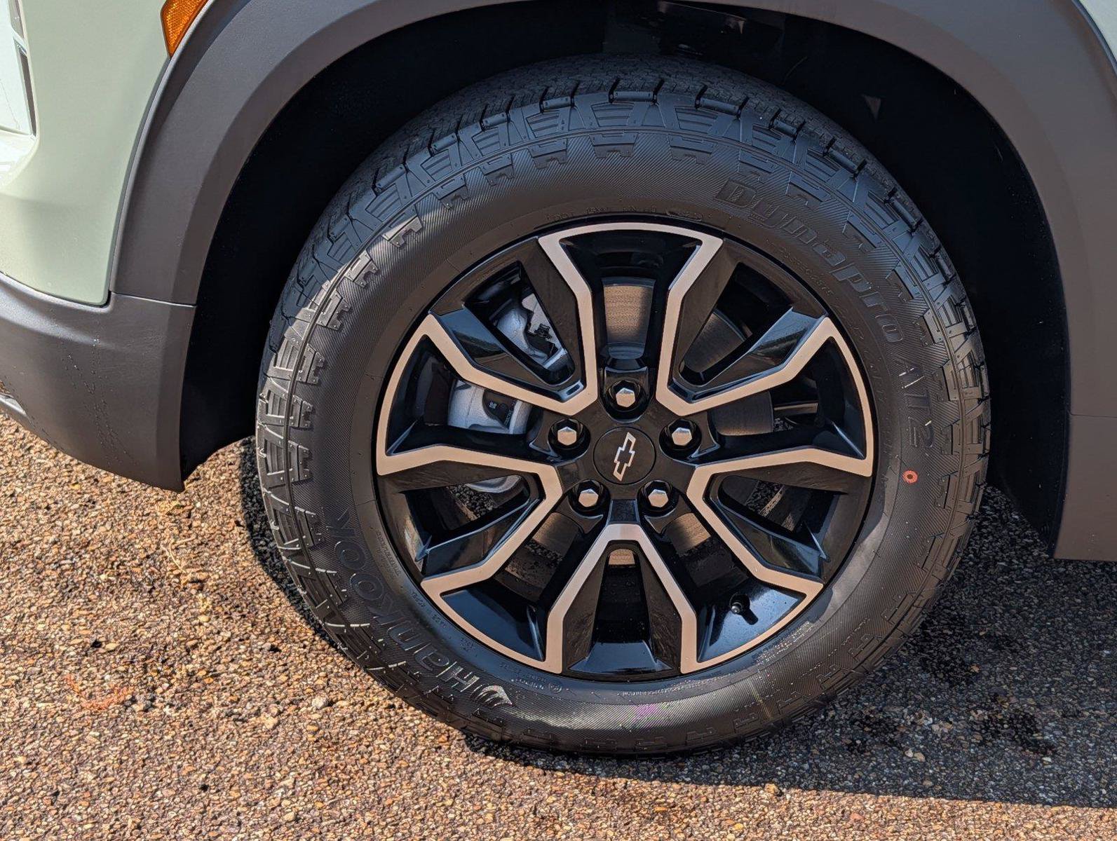New 2026 Chevrolet TrailBlazer ACTIV w/ Driver Confidence Package FWD image 9