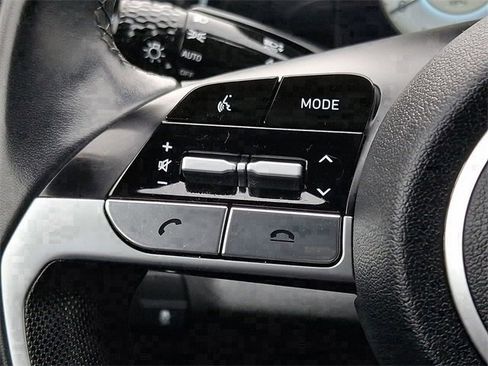 Used 2023 Hyundai Elantra SEL w/ Convenience Package image 21