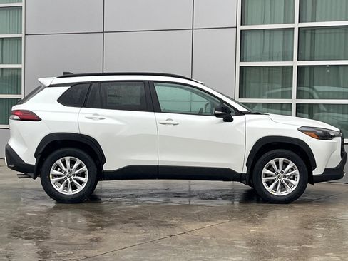 New 2026 Toyota Corolla Cross LE w/ Cold Weather Package image 3