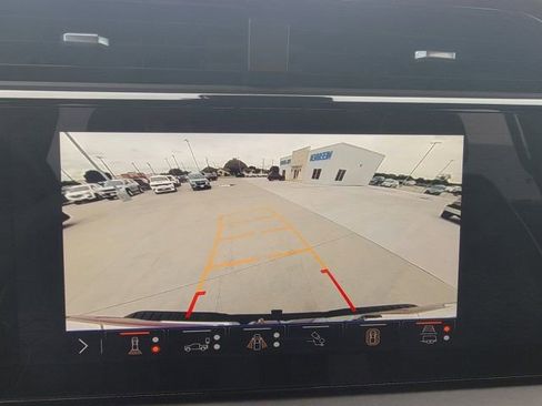 Used 2025 GMC Sierra 2500 AT4X AWD/4WD image 29