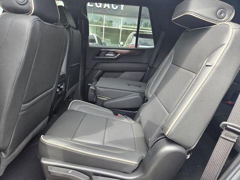 New 2026 GMC Yukon Elevation image 27