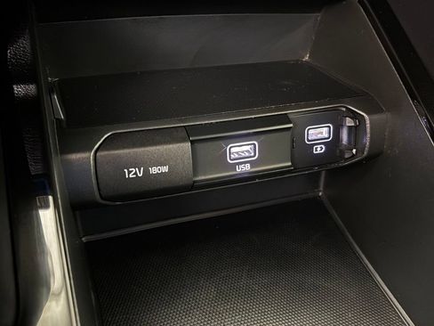 Used 2021 Kia Telluride LX AWD/4WD image 28