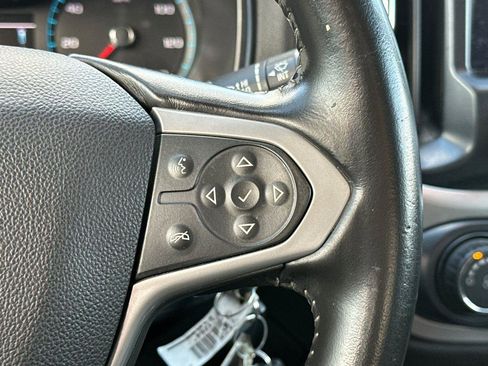 Used 2018 Chevrolet Colorado LT image 25
