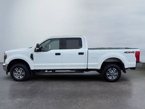 Used 2019 Ford F250 XLT w/ XLT Value Package image 2