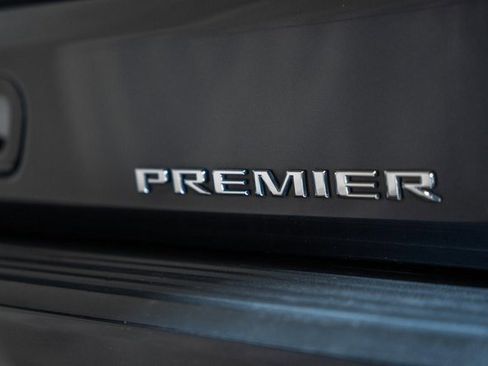 Used 2023 Chevrolet Tahoe Premier image 7