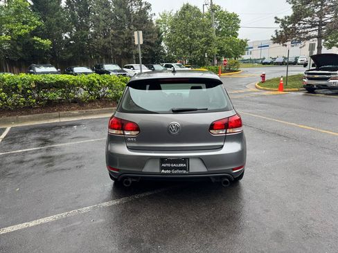 Used 2011 Volkswagen Golf 4-Door FWD image 7