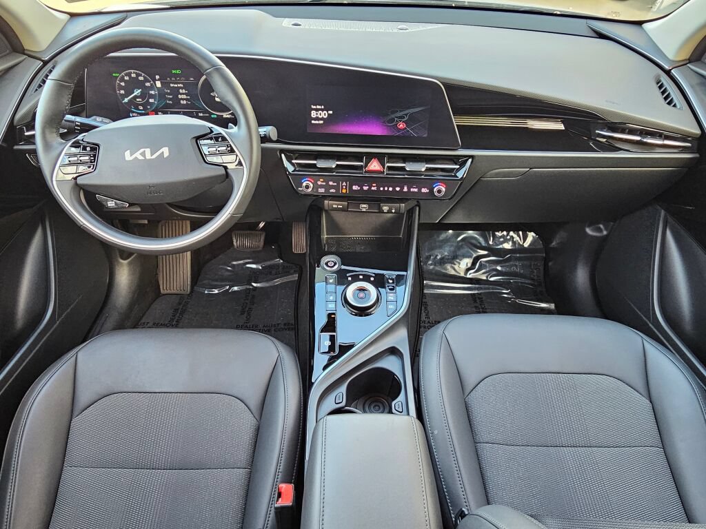 Certified 2023 Kia Niro Wind w/ Wind Preserve Package FWD image 9