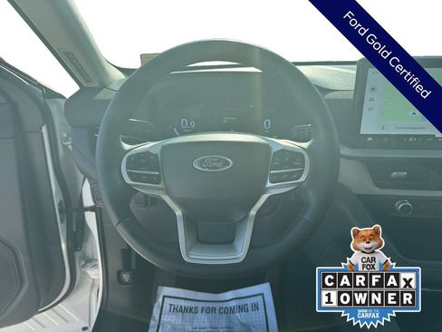 Used 2025 Ford Explorer Active w/ Active Comfort Package RWD image 16