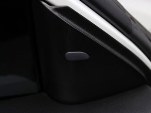 Used 2020 Nissan Altima 2.5 SR w/ Premium Package image 10