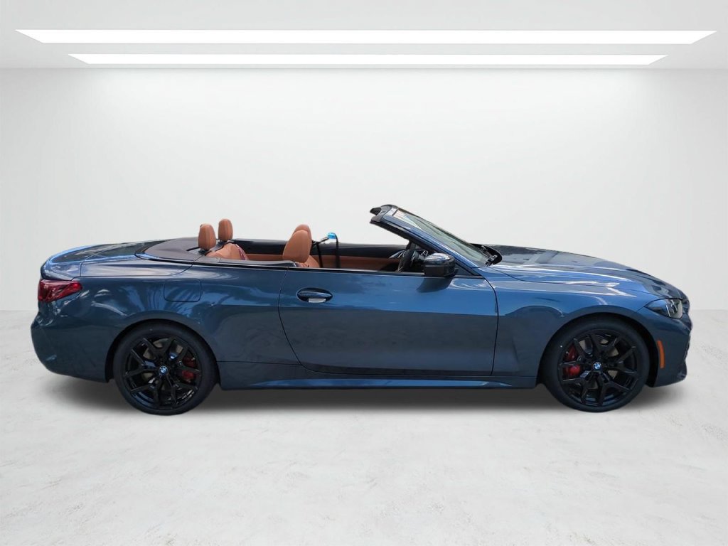 New 2027 BMW 430i Convertible RWD image 3