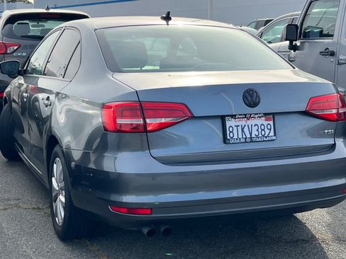 Used 2015 Volkswagen Jetta SE image 6