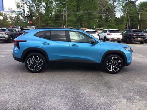 New 2026 Chevrolet Trax RS w/ Driver Confidence Package image 8