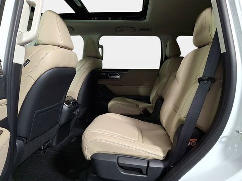 New 2026 INFINITI QX80 Pure w/ Cargo Package image 7