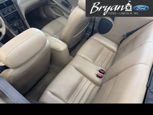 Used 2004 Ford Mustang GT image 19