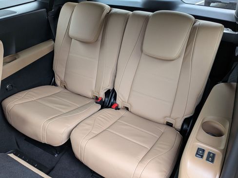 New 2026 Mercedes-Benz GLS 450 4MATIC image 34