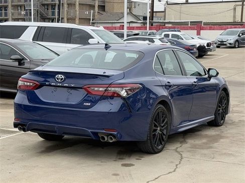 Used 2023 Toyota Camry XSE image 4