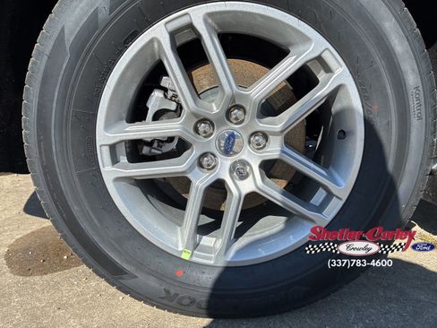 New 2026 Ford Explorer Active w/ Active Comfort Package image 6