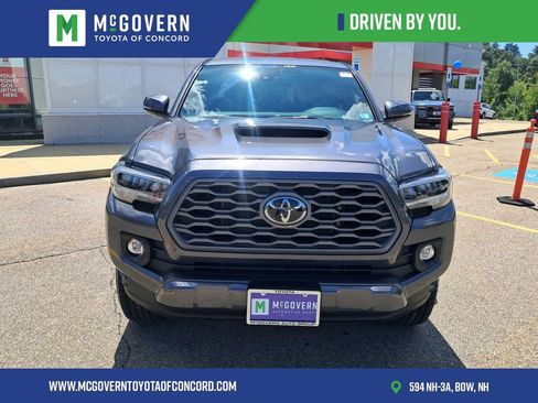 Used 2023 Toyota Tacoma TRD Sport w/ Technology Package AWD/4WD image 9