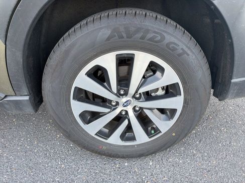 Certified 2025 Subaru Outback Premium image 12