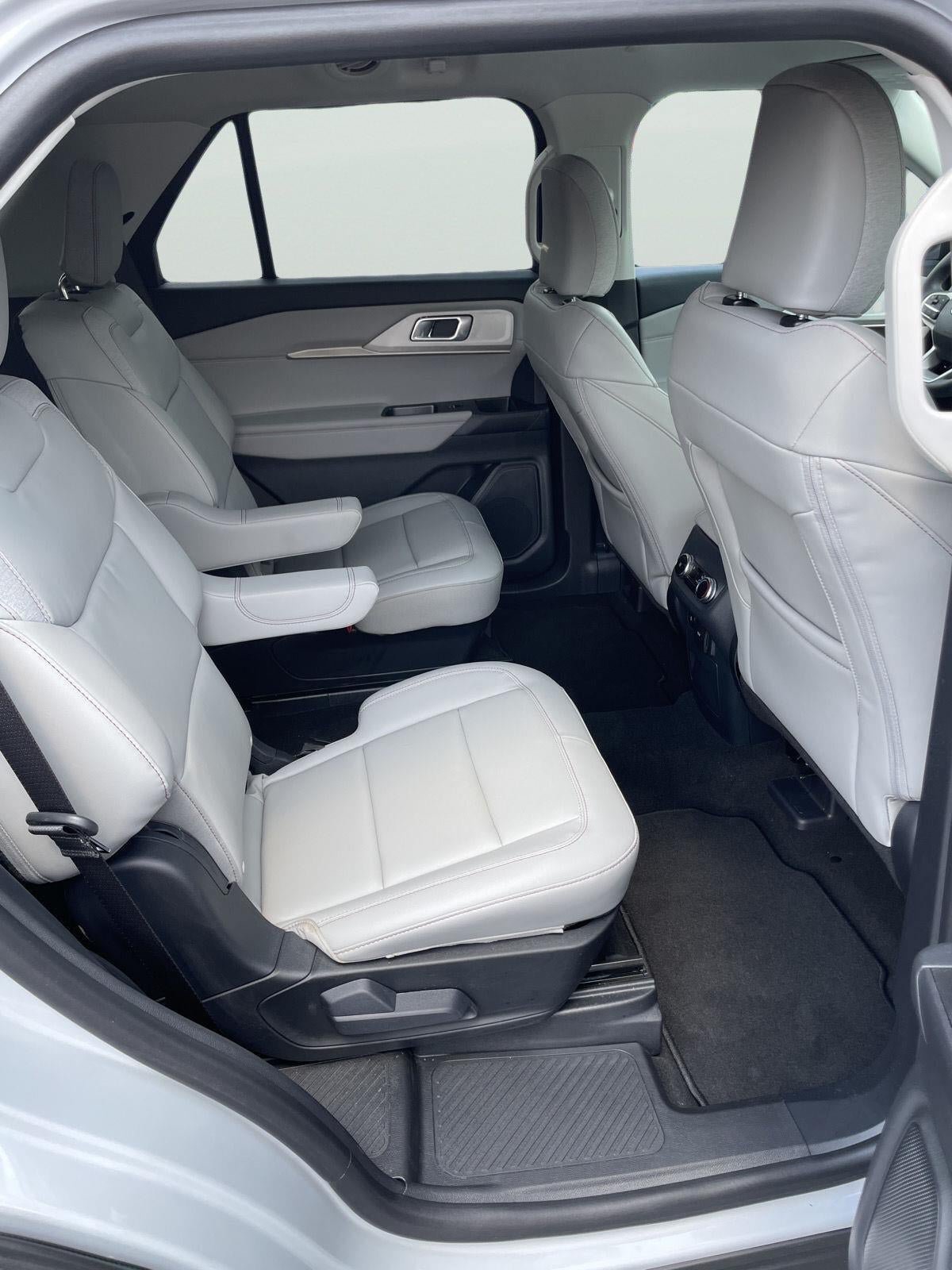 Certified 2026 Ford Explorer Active w/ Active Comfort Package AWD/4WD image 14