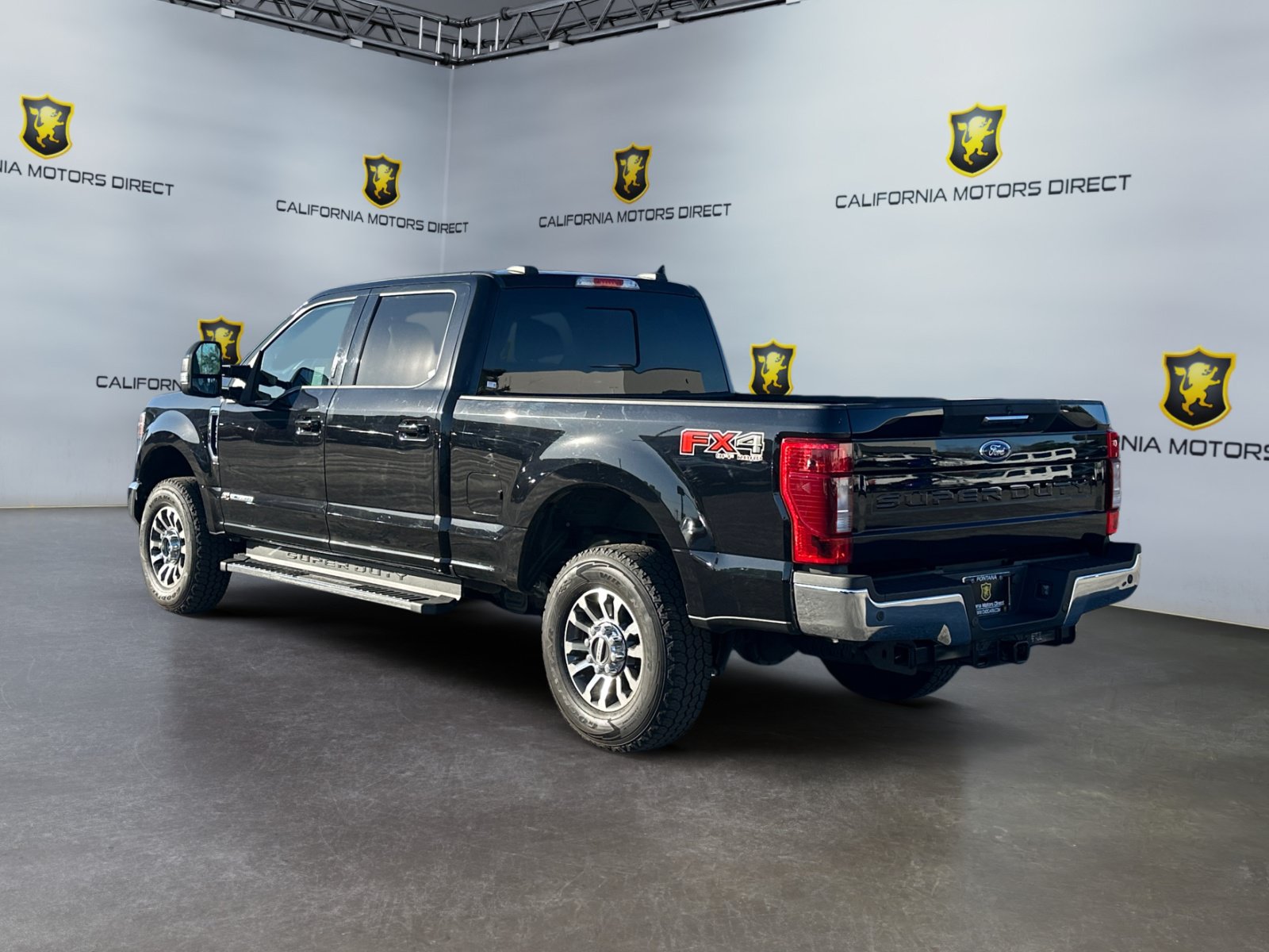 Used 2021 Ford F250 Lariat w/ Lariat Value Package AWD/4WD image 3