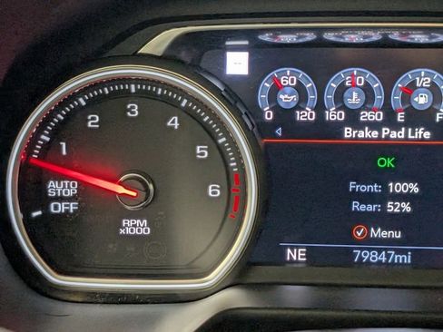 Used 2021 Chevrolet Tahoe Z71 w/ Z71 Off-Road Package image 33