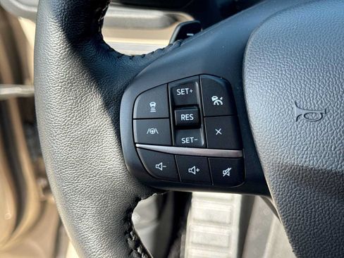 Used 2020 Ford Escape Titanium AWD/4WD image 22