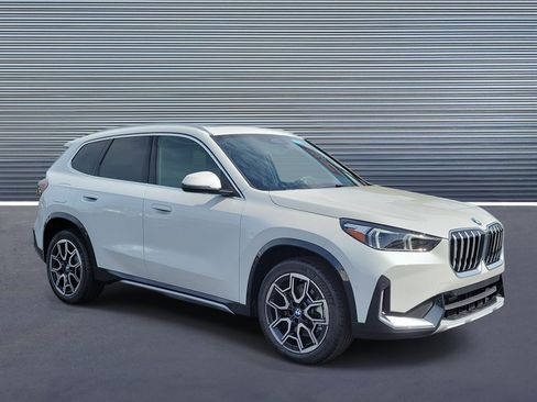 New 2026 BMW X1 xDrive28i w/ Convenience Package AWD/4WD image 2