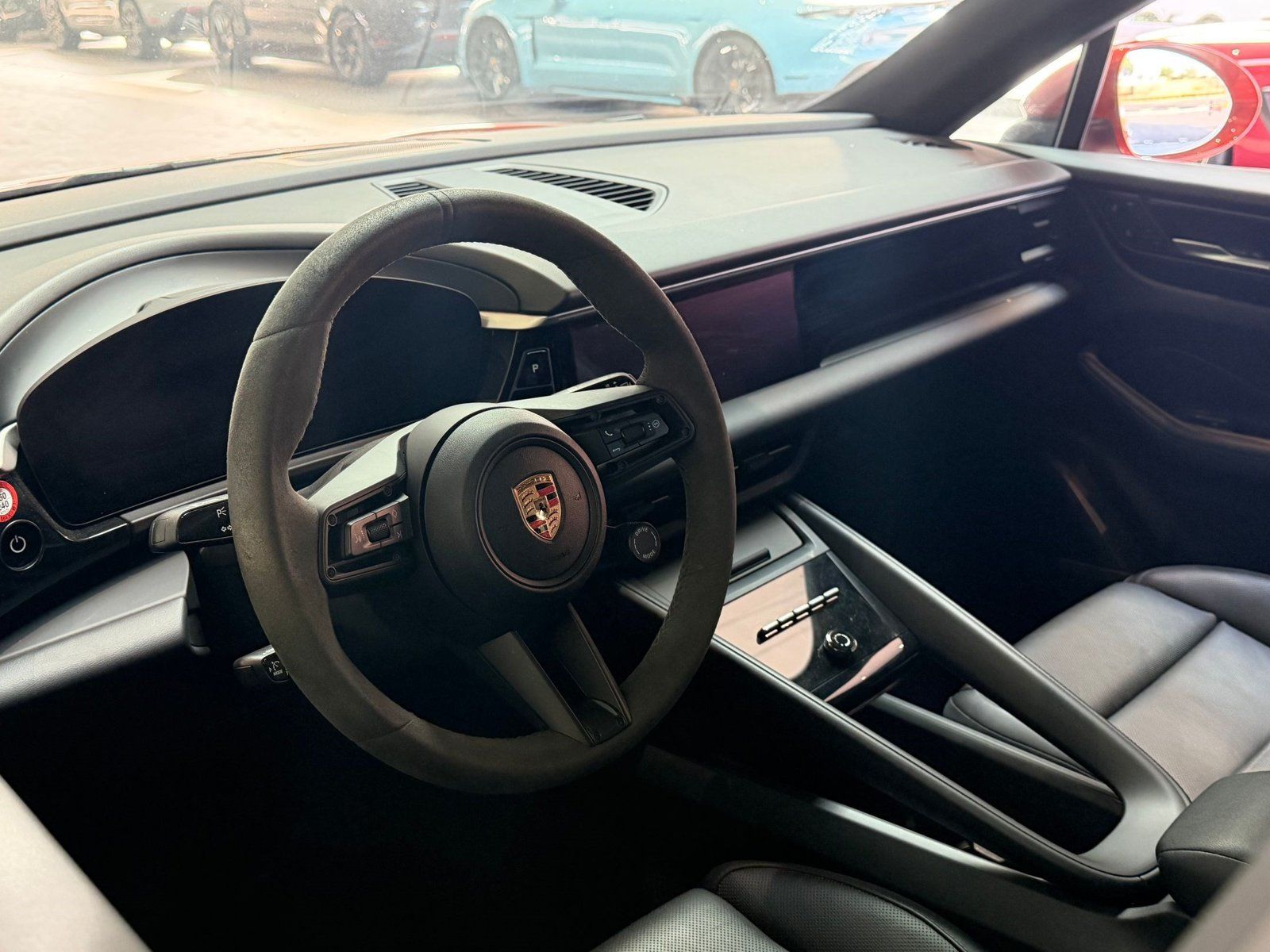 Certified 2025 Porsche Macan Electric RWD image 3