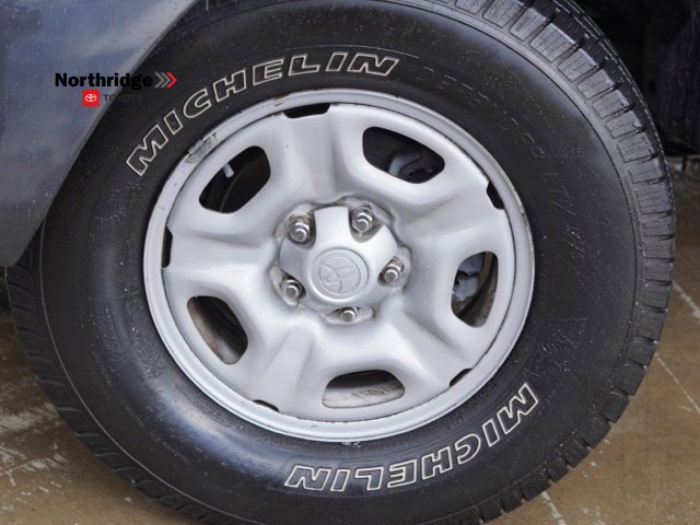 Used 2015 Toyota Tacoma 2WD Double Cab w/ SR5 Package image 11