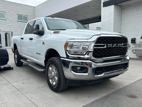 Used 2024 RAM 2500 Big Horn w/ Off Road Package AWD/4WD image 2