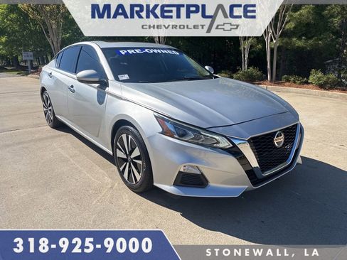 Used 2019 Nissan Altima 2.5 SV image 1