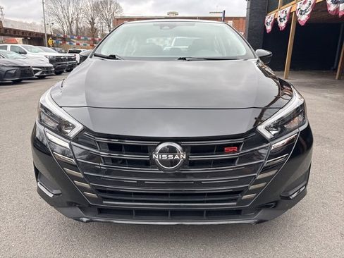 Used 2024 Nissan Versa SR image 4