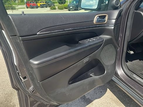 Used 2015 Jeep Grand Cherokee Limited AWD/4WD image 11