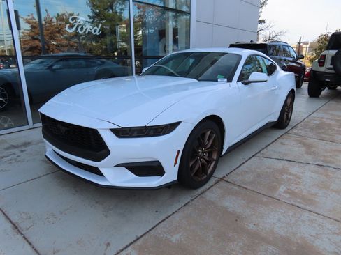 New 2026 Ford Mustang Coupe image 3