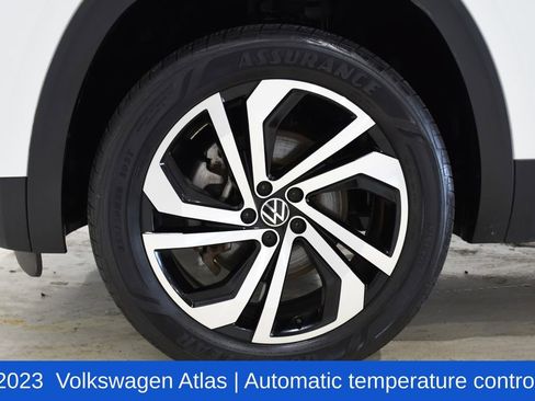 Used 2023 Volkswagen Atlas SEL image 6