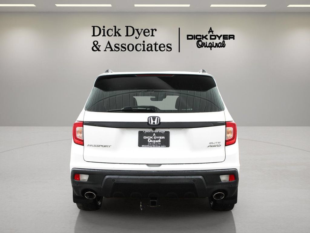 Used 2019 Honda Passport Elite image 10